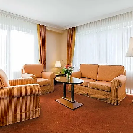 Marburg Im Park 4*