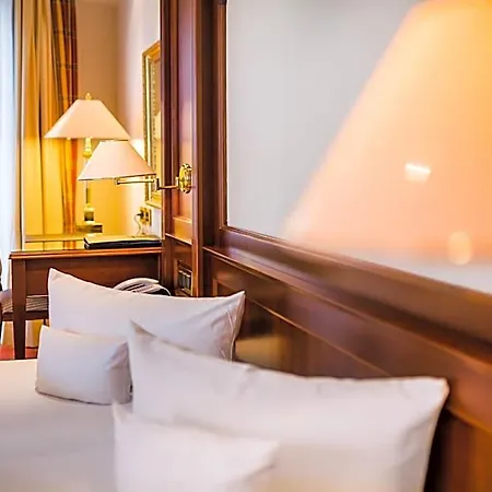 Marburg Im Park Hotel 4*