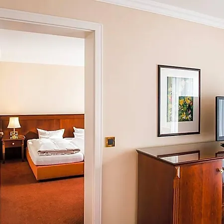 Marburg Im Park Hotel 4*