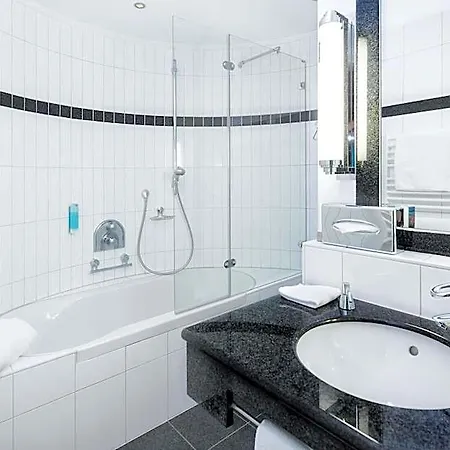 Hotel Marburg Im Park 4*