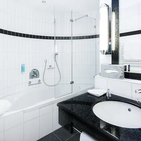 Marburg Im Park Hotel 4*