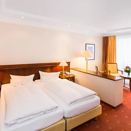 Hotel Marburg Im Park 4*