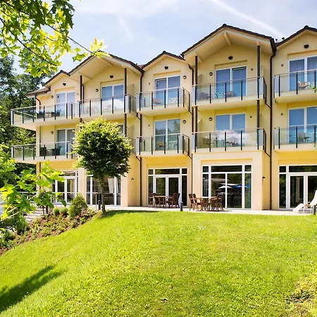 Marburg Im Park 4*