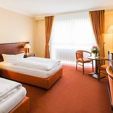 Marburg Im Park Hotel 4*